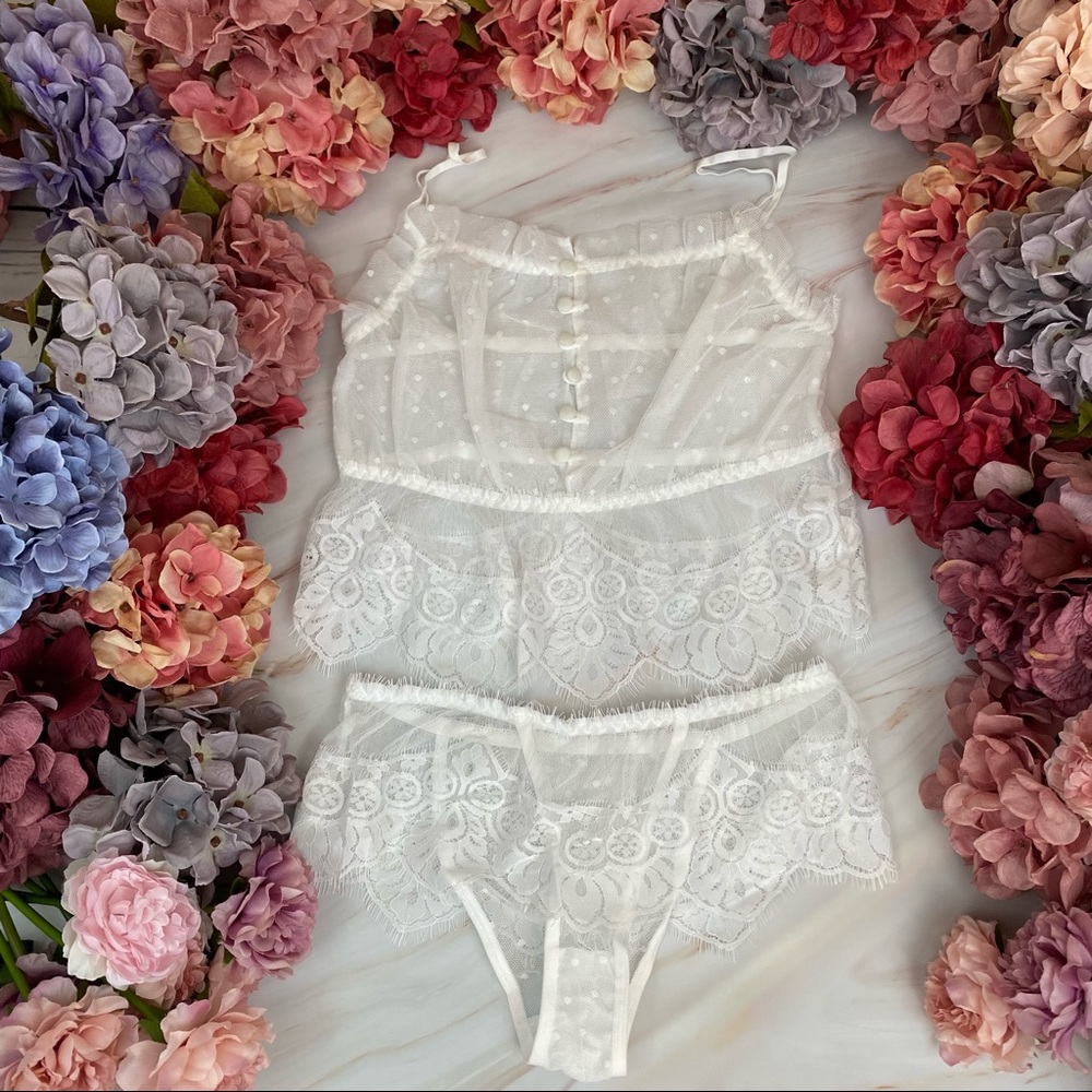 Boho White Lace Camisole & Panties Lingerie Set - Picture 6 of 16